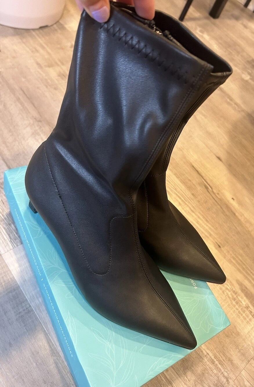 Lewin Black Pointed Toe Ankle Boots Size 38 Faux Leather Kitten Heels Minimalist